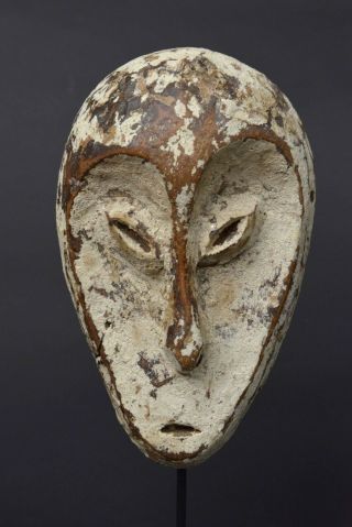 A Fine Old Lega Lukwakongo Mask From Congo