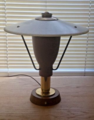 MID CENTURY MODERN LAMP.  Stilnovo Heifetz Lightolier Eames Atomic 50s 60s era 3