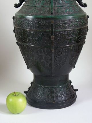 Fine large antique 18th century Chinese bronze vase 2