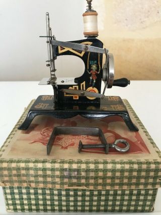 Splendid & Rare Antique Toy Sewing Machine Casige N°42 1910