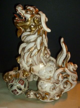 Fine Antique Chinese Porcelain Foo Dog - Gold gilt - exquisite & rare - 19th C. 9