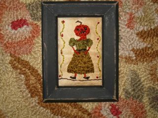 Primitive tiny Sampler MRS.  PUMPKIN Early Look Simple Folk Art HaLLoWeeN 4