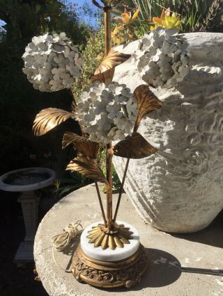 RARE old vnt Metal Italian Tole WHITE GOLD HYDRANGEAS flower floral Table Lamp 2