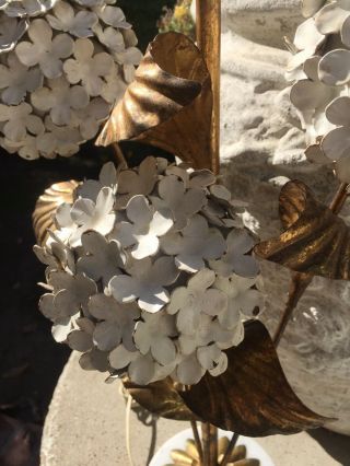 RARE old vnt Metal Italian Tole WHITE GOLD HYDRANGEAS flower floral Table Lamp 5