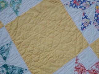 SO Pretty A Summer Cottage VINTAGE 30s Yellow Star QUILT Well Quilted 82x64 