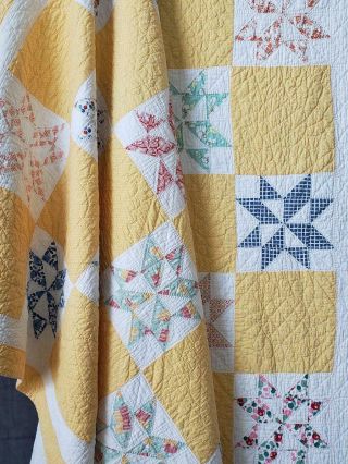 SO Pretty A Summer Cottage VINTAGE 30s Yellow Star QUILT Well Quilted 82x64 