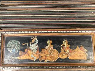 Antique Roll Top Lap Desk With Hand painted India Man & Women Scene With Peacock 3