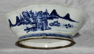 Antique Chinese Blue White Porcelain Fooded Bowl - Landscape