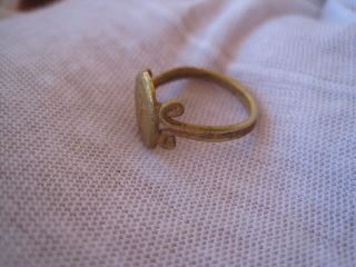 Antique and Children Roman Gold Ring,  I - III A.  D 9