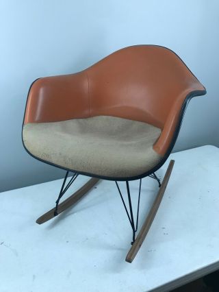 1x - - ORANGE - HERMAN MILLER - Vintage Chair - Eames Shell - ROCKER 2
