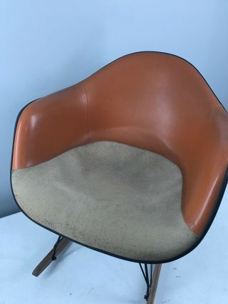1x - - ORANGE - HERMAN MILLER - Vintage Chair - Eames Shell - ROCKER 5