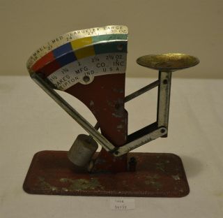 Thriftchi Oakes Mfg.  Co.  Vintage Egg Scale