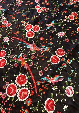 Lovely c1900 Hand Embroidered Victorian Chinese Piano Shawl Floral & Birds 54x54 12