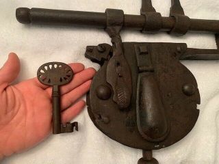 Antique 18th Century Castle Blacksmith Hand Forged Lock & Key Padlock Ww2 Trophy