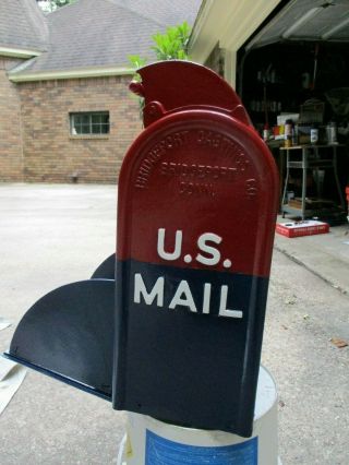 Vintage Bridgeport Casting Co.  U.  S.  Mail Box 1948 3