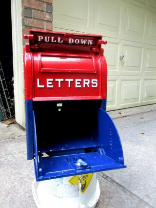 Vintage Bridgeport Casting Co.  U.  S.  Mail Box 1948 5