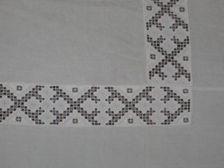 - Hardanger Lace - Tabecloth Antique Vintage Norwegian Hand Embroidery