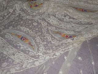 Outstanding antique Normandy lace bedspread with silk embroidery 7