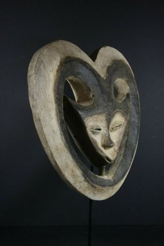 African EKUK hart mask - KWELE - Gabon,  TRIBAL ART,  AFRICAN ART 2