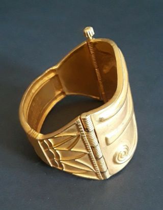 King Tut MMA 1976,  Golden Eye of Horus Bracelet 4