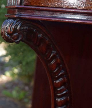 1930s English Regency Red Mahogany Bedside end tables / nightstands 11