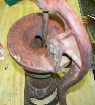 Antique Cast Iron Hand Water Pump,  old well pumpGOLDSBORO,  N.  C.  Wayne AGL Work s 2