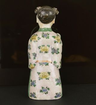 A VERY FINE 18TH / 19TH CENTURY CHINESE PORCELAIN FIGURE 7