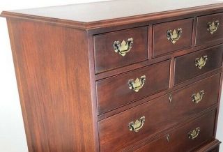 CRAFTIQUE Solid Mahogany Chippendale Chest on Chest with Ogee Feet 3