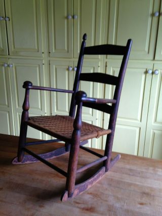Antique Child ' s SHAKER 0 Rocking Chair Primitive with Arms 12