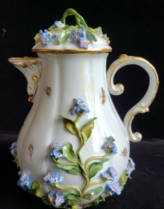 Exceptional Meissen Tea Set,  Insects Leaves,  Flowers,  Crossed Swords 4