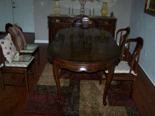 Henredon Complete Dining Room Set – Table,  6 Chairs,  Buffet,  China Cabinets