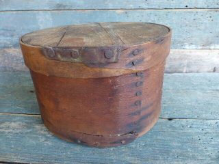 Antique Primitive 7.  5 Inch Diameter Wood Pantry Box Dark Brown Patina