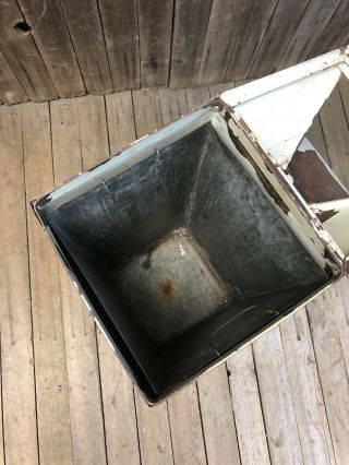 Vintage INDUSTRIAL TRASH CAN flip top Metal rubbish bin garbage loft rustic art 10