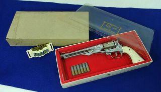 Hubley Colt 45 & Ammo Clip