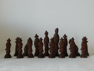 antique Chinese bone bovine carved chess with wooden box 2