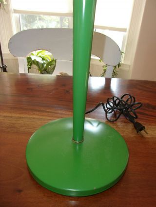VINTAGE MID CENTURY TABLE LAMP - PLASTIC & GLASS SHADE 6