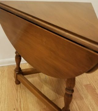 Vintage Heywood Wakefield Clover Triangle Drop Leaf Side End Side Table Stand 9