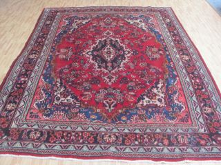 A Delightful Old Handmade Hamedan Oriental Carpet (395 X 216 Cm)