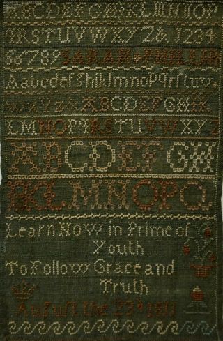 SMALL EARLY 19TH CENTURY ALPHABET & VERSE SAMPLER BY SARAH PHILLIPS - 1811 11