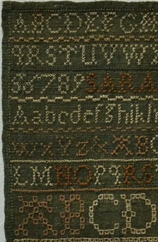 SMALL EARLY 19TH CENTURY ALPHABET & VERSE SAMPLER BY SARAH PHILLIPS - 1811 4