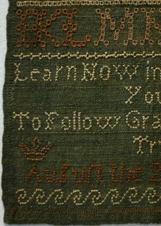 SMALL EARLY 19TH CENTURY ALPHABET & VERSE SAMPLER BY SARAH PHILLIPS - 1811 6