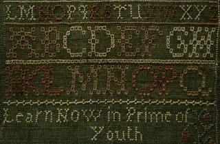 SMALL EARLY 19TH CENTURY ALPHABET & VERSE SAMPLER BY SARAH PHILLIPS - 1811 9