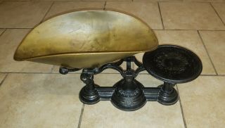 Vintage Henry Troemner Cast Iron Scale Model No 3 w/ 4 lb.  Weight 6 Lb Capacity 2