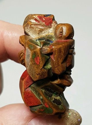 A Lovely Edo Period Ittabori Netsuke Of A Tea picker With Child.  Signed Gyuka. 4