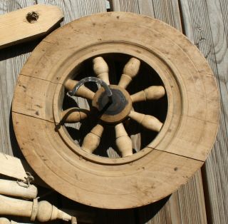 Antique primitive Saxonian wooden spinning wheel,  19th cent. 9