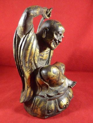 STUNNING ANTIQUE CHINESE GILT BRONZE FIGURE OF A MAN WITH A BACK SCRATCHER c1880 3