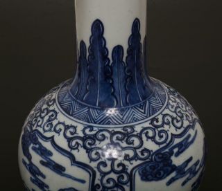 Antique Chinese Porcelain Blue and White Vase With Kylin - 40cm 6
