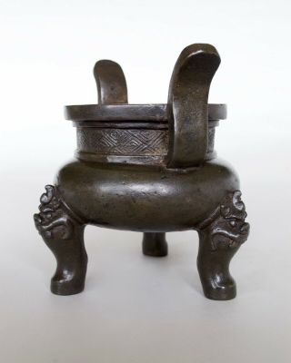 Chinese Antique Bronze Tripod Incense Burner Censer,  Qing dynasty C18th 2