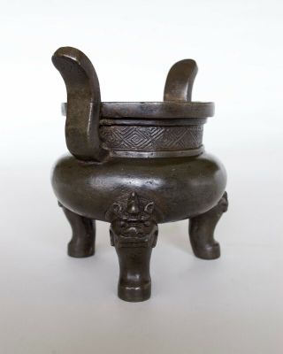 Chinese Antique Bronze Tripod Incense Burner Censer,  Qing dynasty C18th 3