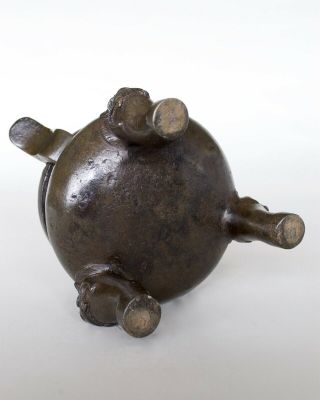 Chinese Antique Bronze Tripod Incense Burner Censer,  Qing dynasty C18th 8
